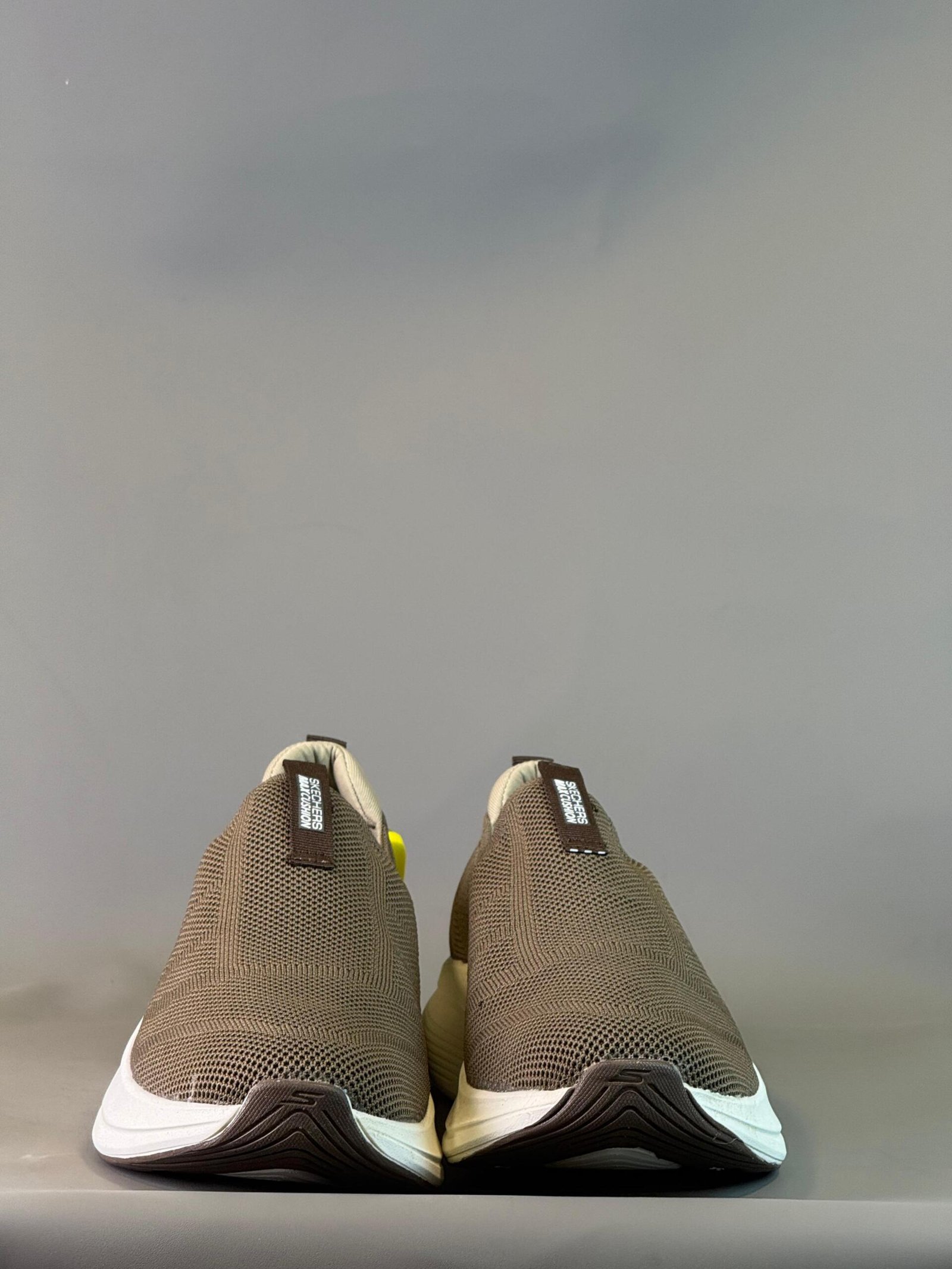 Skechers Air-Cooled Arch Fit Max Cushioning - Taupe Brown - Image 4