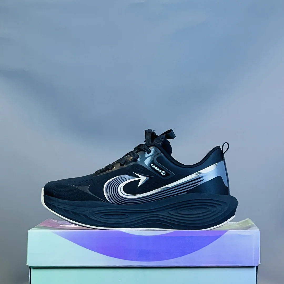 All-Black Dynamic Swirl Cushion Running Shoes - Image 2